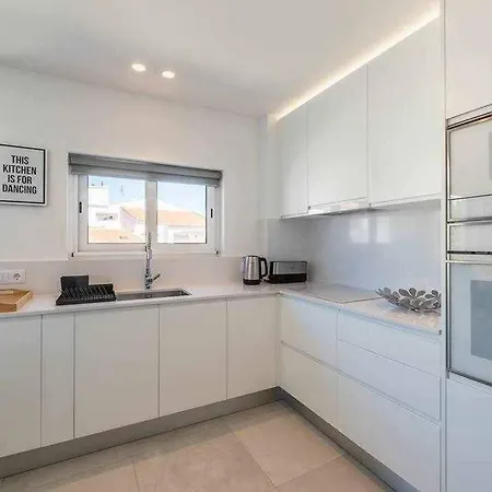 Апартаменти Town 2-bedroom Албуфейра