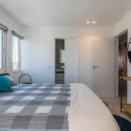 Town 2-bedroom Апартаменти *