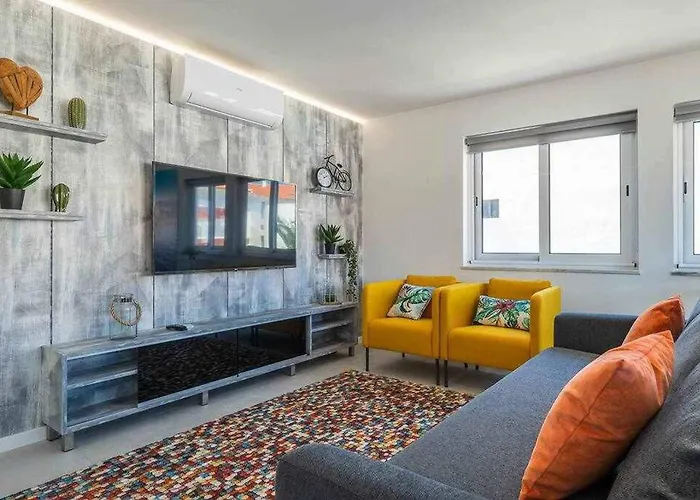 Town 2-bedroom * 알부페이라