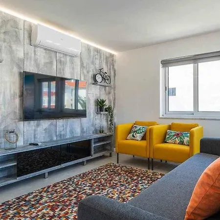 Town 2-bedroom * Albufeira