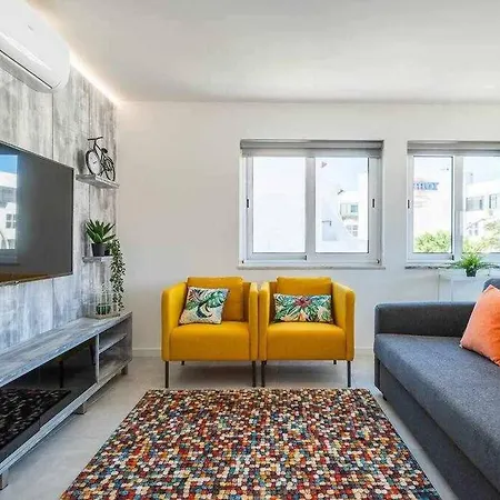 Town 2-bedroom Apartment Albufeira